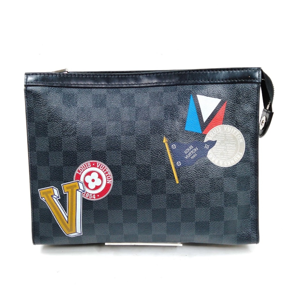 Louis Vuitton Black Damier clutch Bag